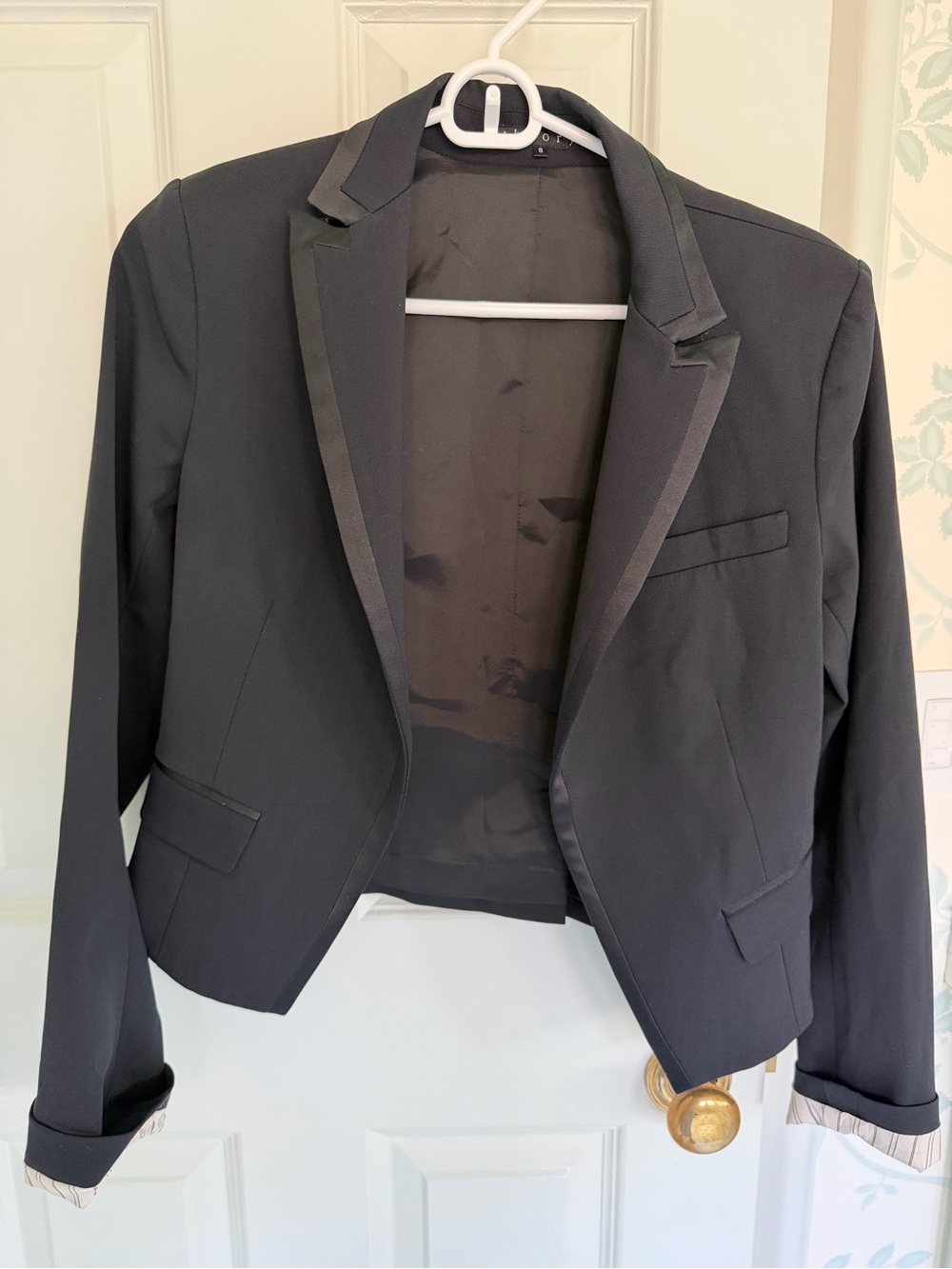 Theory Black Women's Cropped Tuxedo Blazer